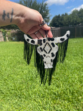 Load image into Gallery viewer, Bull Skull Freshie